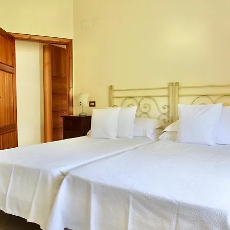 Casa Ginestra A *
