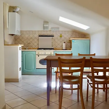 Casa Ginestra A *